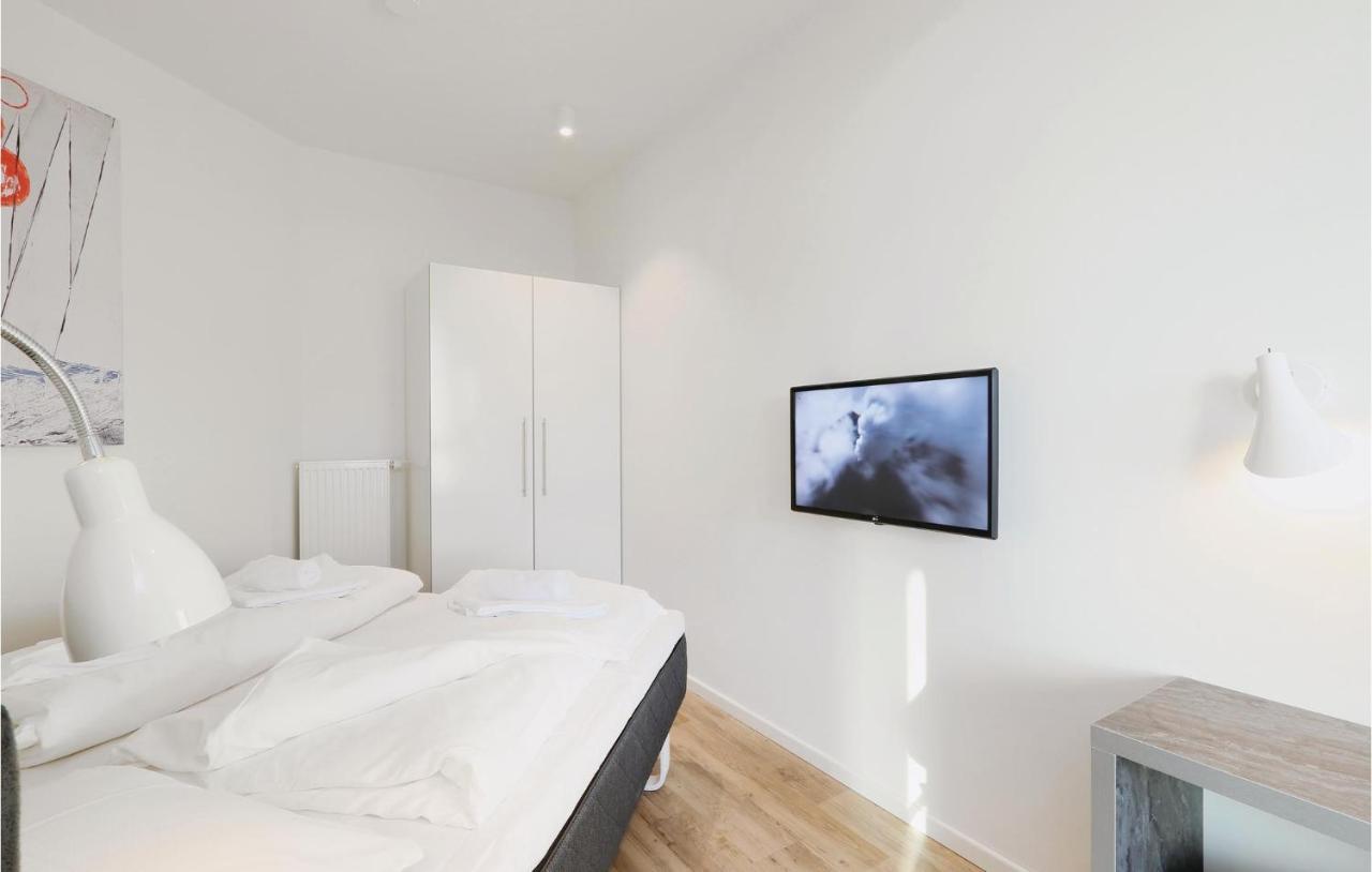 Gorgeous Apartment In Luebeck Travemuende With Wifi Extérieur photo