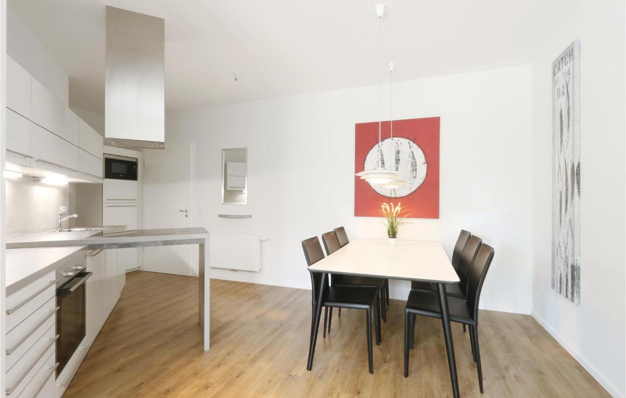 Gorgeous Apartment In Luebeck Travemuende With Wifi Extérieur photo